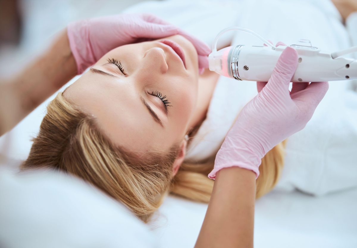 RF vs Laser Skin Tightening